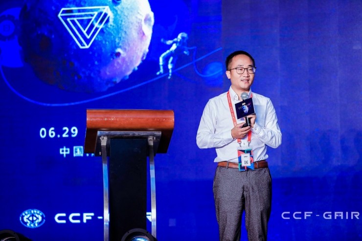 雷锋网| yp电子(中国区)王孝宇：变革与布局的十字路口，yp电子的为与不为